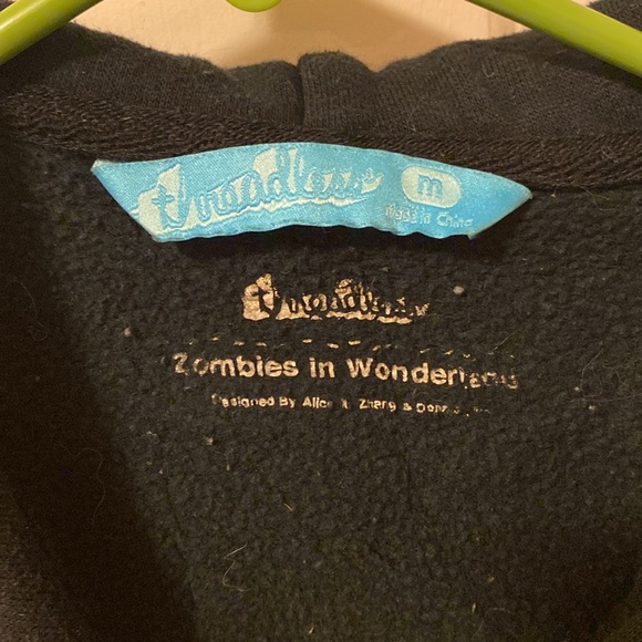 Zombie Alice in Wonderland zip up hoodie - Picture 3 of 5